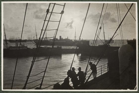 Sunsets at Alexandria, 9-4-15, Kensington to Cairo and from Cairo to Gallipoli : album of photographs, 1914-1915 / H.C. Marshall