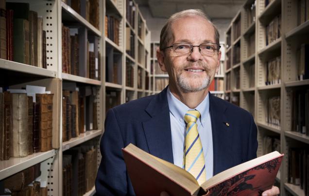 Robert Cameron in the Rare Book stack of the State Library of NSW