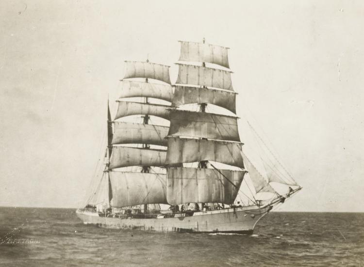 Picture of a sailing ship