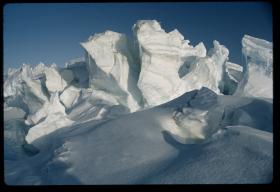 Colour slides of Australia : Antarctica / by David Moore, 1965-1988