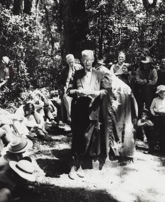 Chisholm unveiling a cairn at one of his favourite birdwatching locations: Mt Bithongabel in the Lamington National Park