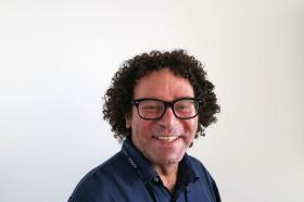 Profile photo of curator Ronald Briggs